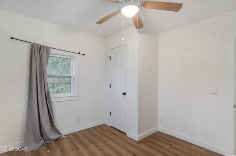 Bedroom - 917 S West Avenue Springfield Mo 65802 Ave, Springfield, MO 65802 photo 2 of 3