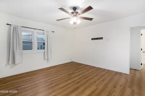 Other - 917 S West Avenue Springfield Mo 65802 Ave, Springfield, MO 65802 photo 6 of 8