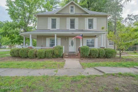 235 S Minnesota Avenue Columbus Ks 66725 Ave, Columbus, KS 66725