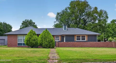 504 Sunset Circle Columbus Ks 66725 Cir, Columbus, KS 66725