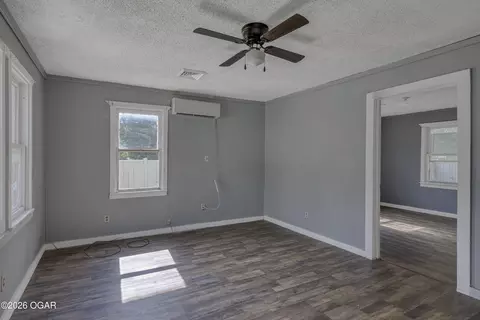Living - 103 E 18th Street Lamar Mo 64759 St, Lamar, MO 64759 photo 1 of 3