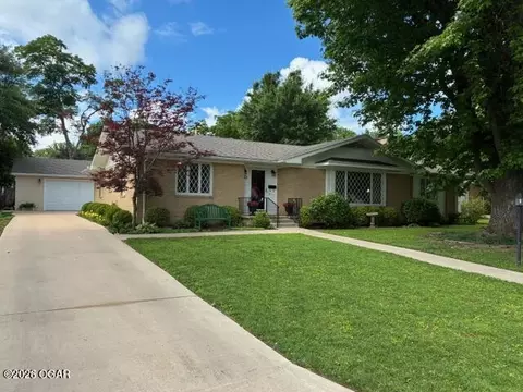 832 Euclid Boulevard Carthage Mo 64836 Blvd, Carthage, MO 64836