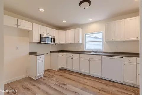 Kitchen - 1507 Cherry Street Lamar Mo 64759 St, Lamar, MO 64759 photo 1 of 4