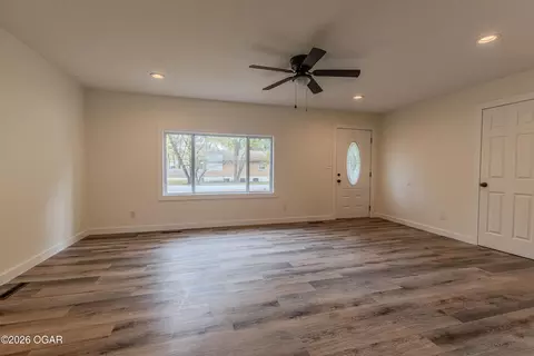 Living - 1507 Cherry Street Lamar Mo 64759 St, Lamar, MO 64759 photo 1 of 3