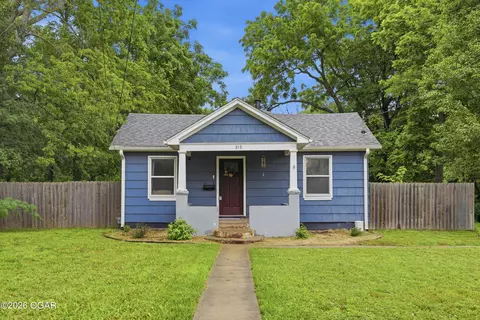319 E 13th Street Carthage Mo 64836 St, Carthage, MO 64836