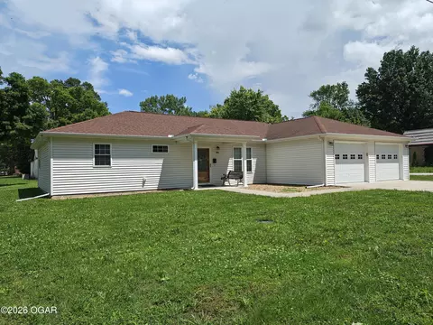 909 Golden Avenue Golden City Mo 64748, Golden City, MO 64748