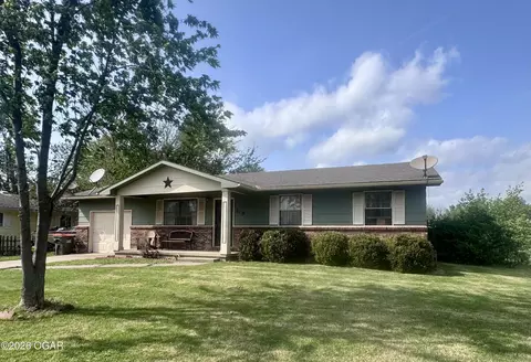 219 W Maverick Street Goodman Mo 64843 St, Goodman, MO 64843