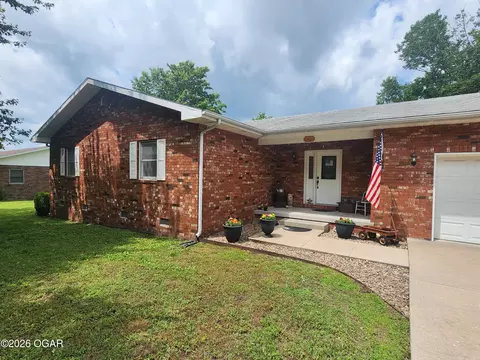 1803 Hagny Lamar Mo 64759, Lamar, MO 64759
