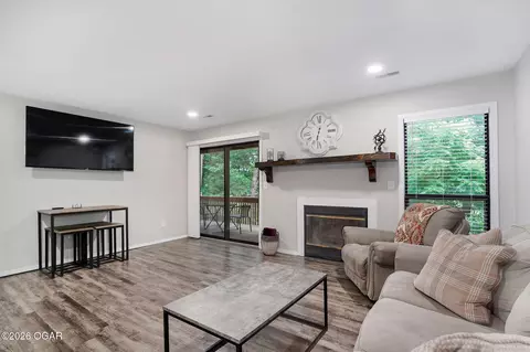 Living - 152 Turnberry Drive 3 Branson Mo 65616 Dr #3, Branson, MO 65616 photo 1 of 1