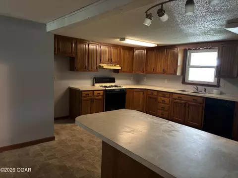 Kitchen - 700 Parry Street Lamar Mo 64759 St, Lamar, MO 64759 photo 1 of 2