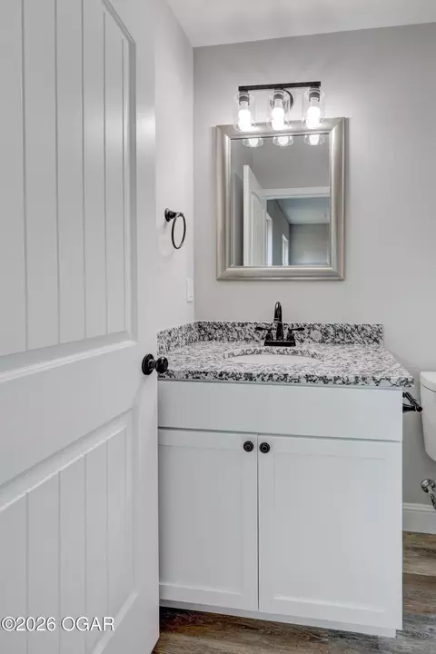 Bath - 820 Murphy Avenue Joplin Mo 64801 Ave, Joplin, MO 64801 photo 1 of 2