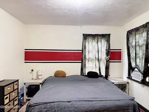 Bedroom - 600 E Pearl Street Aurora Mo 65605 St, Aurora, MO 65605 photo 1 of 2