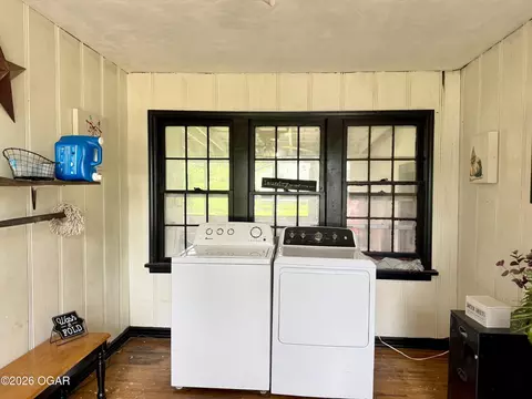 Other - 600 E Pearl Street Aurora Mo 65605 St, Aurora, MO 65605 photo 4 of 9