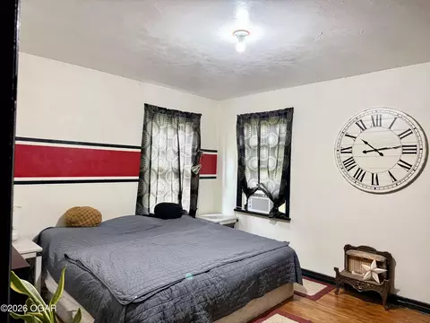 Bedroom - 600 E Pearl Street Aurora Mo 65605 St, Aurora, MO 65605 photo 2 of 2