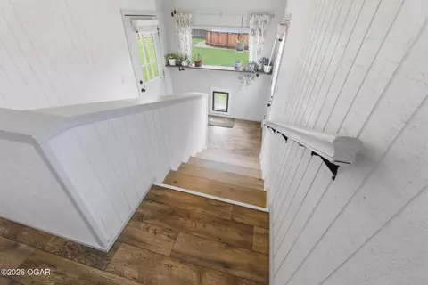 Entry Way - 709 Frisco Street Monett Mo 65708 St, Monett, MO 65708 photo 2 of 5