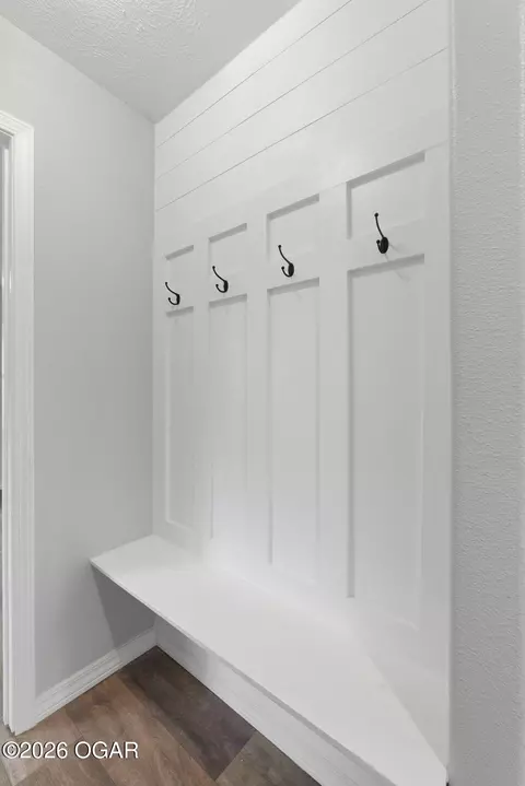 Entry Way - 709 Frisco Street Monett Mo 65708 St, Monett, MO 65708 photo 5 of 5