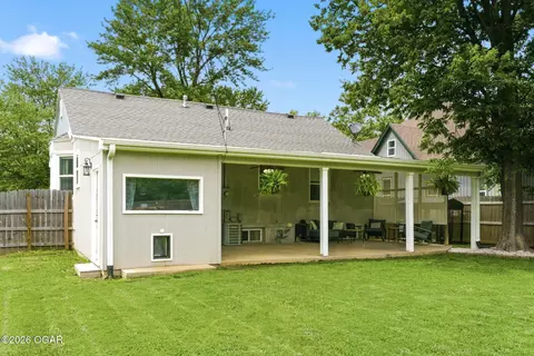 Exterior - 709 Frisco Street Monett Mo 65708 St, Monett, MO 65708 photo 8 of 10