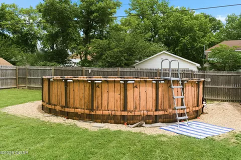 Exterior - 709 Frisco Street Monett Mo 65708 St, Monett, MO 65708 photo 9 of 10