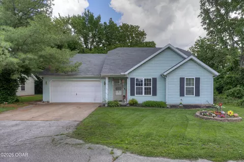 819 S Bittersweet Lane Joplin Mo 64801 Ln, Joplin, MO 64801