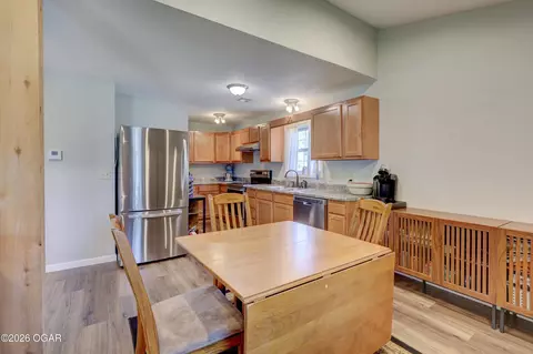Dining - 1001 E 12th Street Lamar Mo 64759 St, Lamar, MO 64759 photo 2 of 4