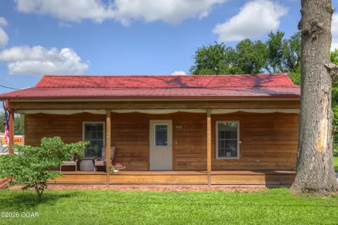 1001 E 12th Street Lamar Mo 64759 St, Lamar, MO 64759