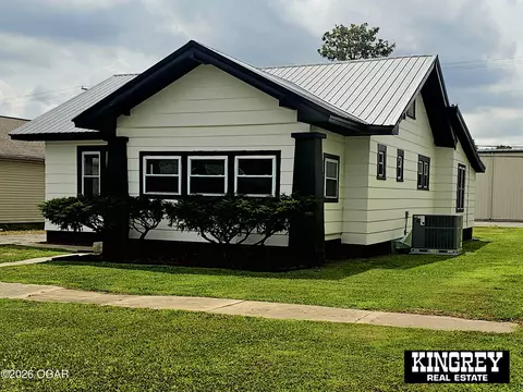 2023 E Avenue Baxter Springs Ks 66713 Ave, Baxter Springs, KS 66713