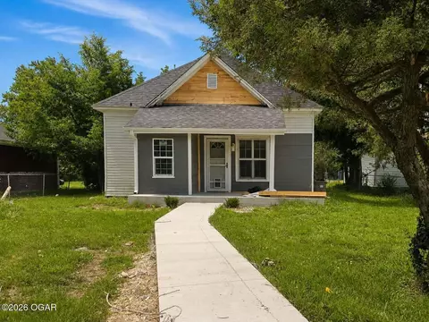 2217 S Adele Avenue Joplin Mo 64804 Ave, Joplin, MO 64804
