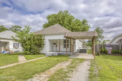 1207 W 7th Street Webb City Mo 64870 St, Webb City, MO 64870