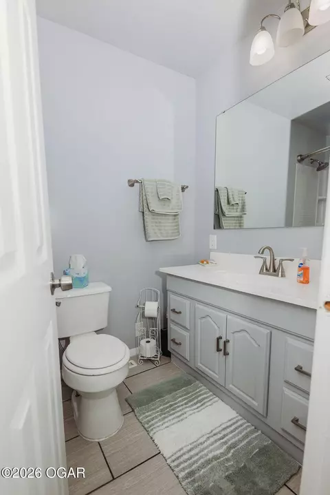 Bath - 209 Easy Street Jasper Mo 64755 St, Jasper, MO 64755 photo 2 of 2