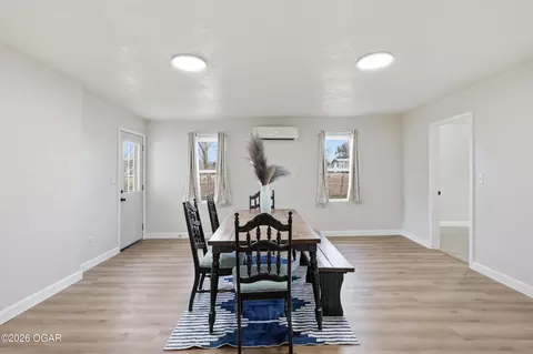 Dining - 305 W Maple Street Diamond Mo 64840 St, Diamond, MO 64840 photo 1 of 1