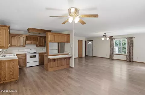 Living - 101 Bear Lane Seneca Mo 64865 Ln, Seneca, MO 64865 photo 2 of 3