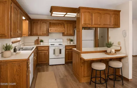 Kitchen - 101 Bear Lane Seneca Mo 64865 Ln, Seneca, MO 64865 photo 1 of 3