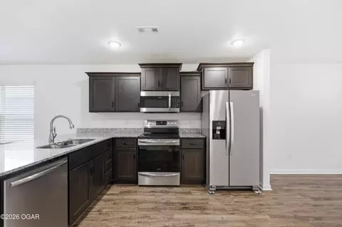 Kitchen - 313 Eagle Edge Drive Duenweg Mo 64841 Dr, Duenweg, MO 64841 photo 1 of 3