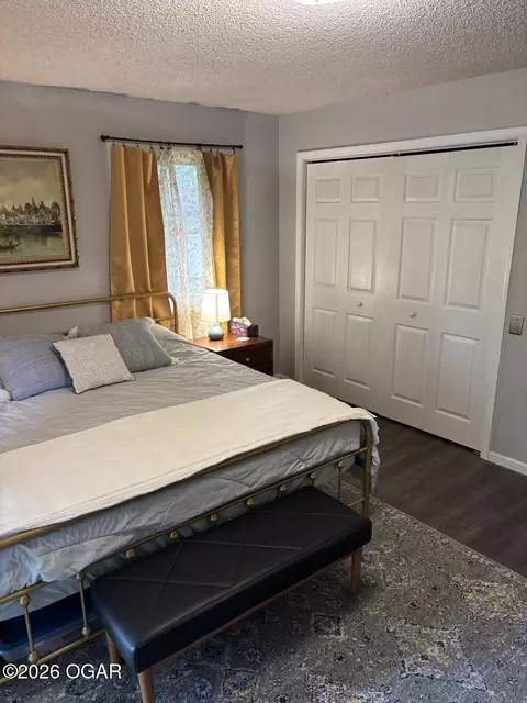 Bedroom - 2147 Forest Drive Carthage Mo 64836 Dr, Carthage, MO 64836 photo 1 of 20