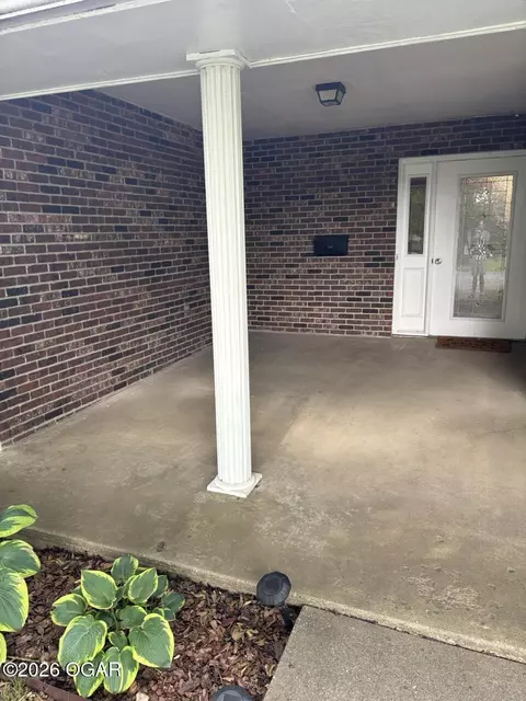 Exterior - 2147 Forest Drive Carthage Mo 64836 Dr, Carthage, MO 64836 photo 5 of 14