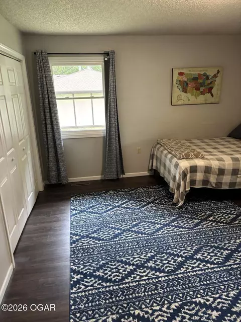 Bedroom - 2147 Forest Drive Carthage Mo 64836 Dr, Carthage, MO 64836 photo 15 of 20