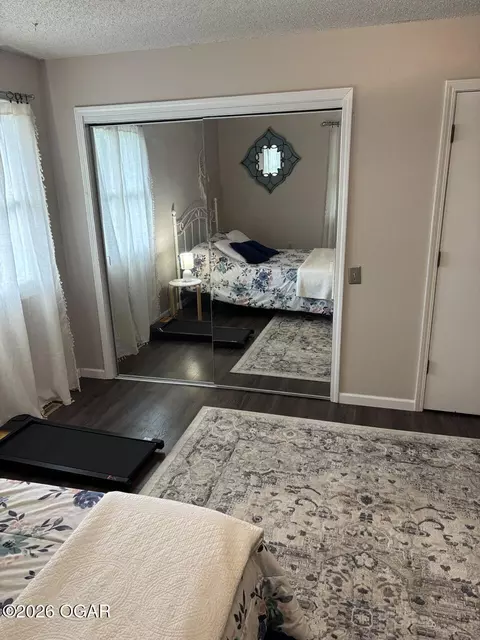 Bedroom - 2147 Forest Drive Carthage Mo 64836 Dr, Carthage, MO 64836 photo 9 of 20