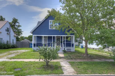 216 N Sergeant Avenue Joplin Mo 64801 Ave, Joplin, MO 64801