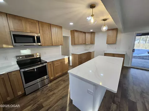 Kitchen - 1011 3rd Street Monett Mo 65708 St, Monett, MO 65708 photo 11 of 11