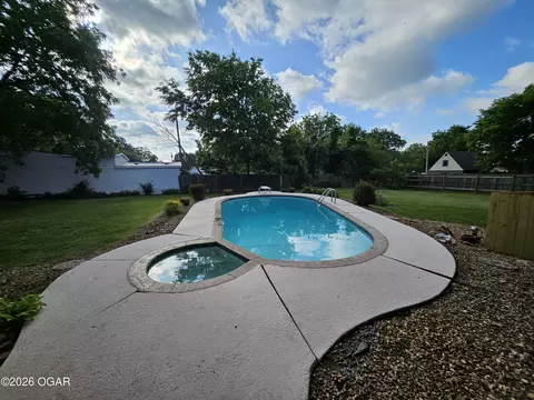 Exterior - 1011 3rd Street Monett Mo 65708 St, Monett, MO 65708 photo 12 of 14