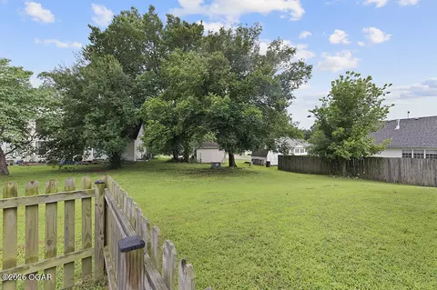 Exterior - 202 Briarbrook Drive Carl Junction Mo 64834 Dr, Carl Junction, MO 64834 photo 6 of 6