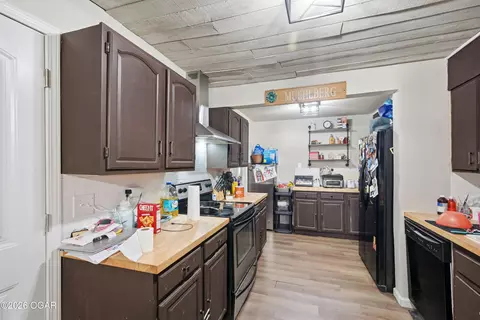 Kitchen - 222 Splitlog Avenue Goodman Mo 64843 Ave, Goodman, MO 64843 photo 3 of 4