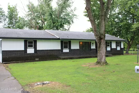 5685 Riverside Drive Joplin Mo 64804 Dr, Joplin, MO 64804