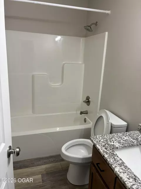 Bath - 502 N Devon Street Webb City Mo 64870 St, Webb City, MO 64870 photo 3 of 3