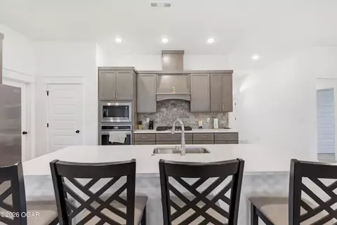 Kitchen - 902 Silver Oaks Drive Carl Junction Mo 64834 Dr, Carl Junction, MO 64834 photo 5 of 5