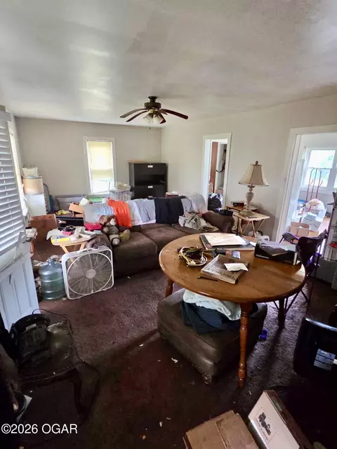 Living - 3922 State Highway Dd Seneca Mo 64865, Seneca, MO 64865 photo 1 of 1