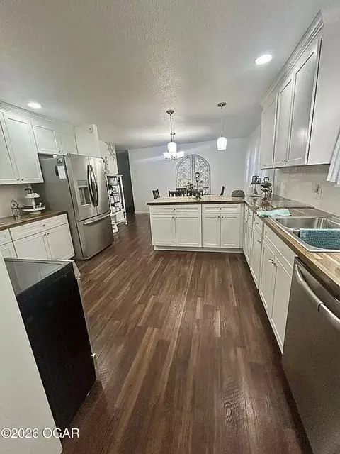 Kitchen - 121 Maiden Lane Jasper Mo 64755 Ln, Jasper, MO 64755 photo 3 of 3