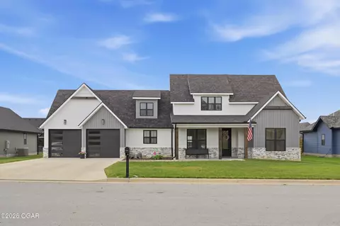 2206 Harlow Street Carthage Mo 64836 St, Carthage, MO 64836
