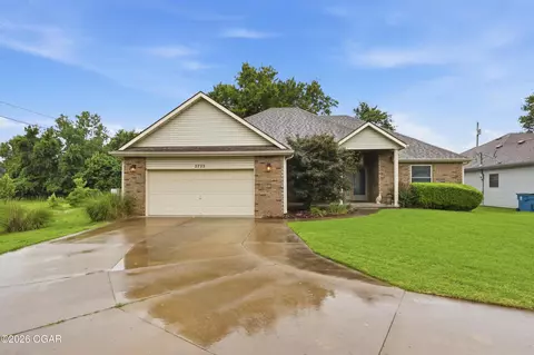 2722 S Ozark Avenue Joplin Mo 64804 Ave, Joplin, MO 64804