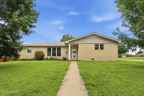 2527 S Illinois Avenue Joplin Mo 64804 Ave, Joplin, MO 64804